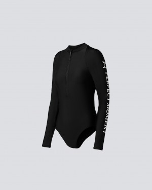 Perfect Moment PM Half-Zip Spring Suit Noir | 216548CSV